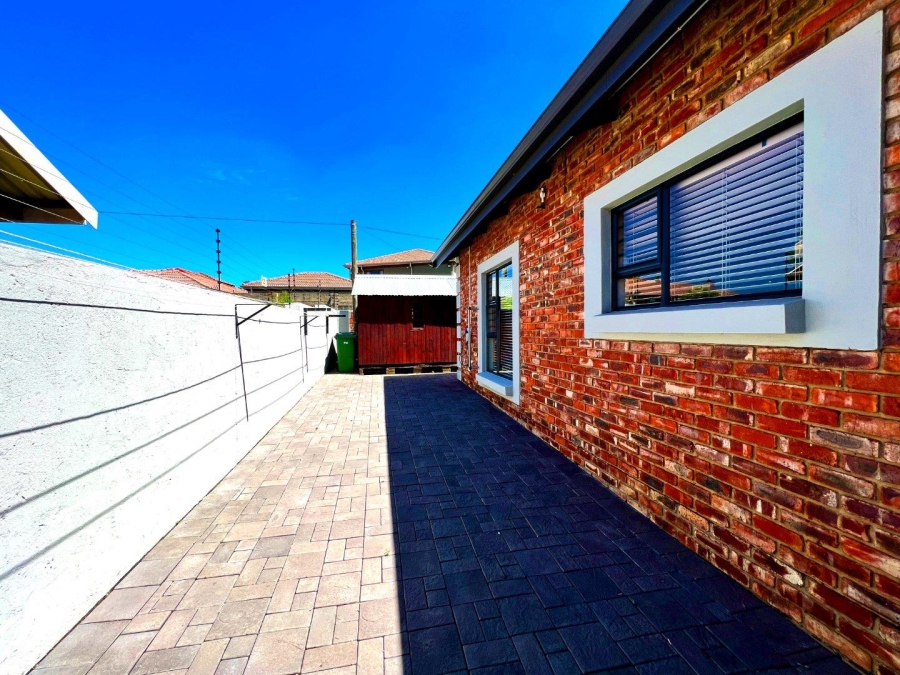 3 Bedroom Property for Sale in Baillie Park North West